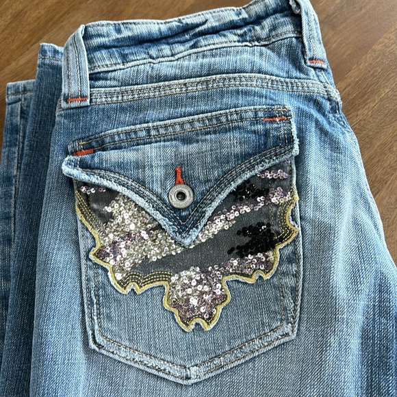 Miss Me Camo & Sequin Boot Leg flares - Picture 1 of 8